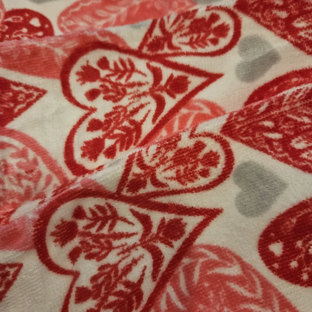 NWT Nicole Miller Red and Pink Heart Kitchen Towels